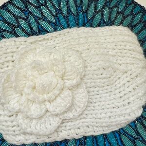 Elegant Handmade White Knit Headband with Flower